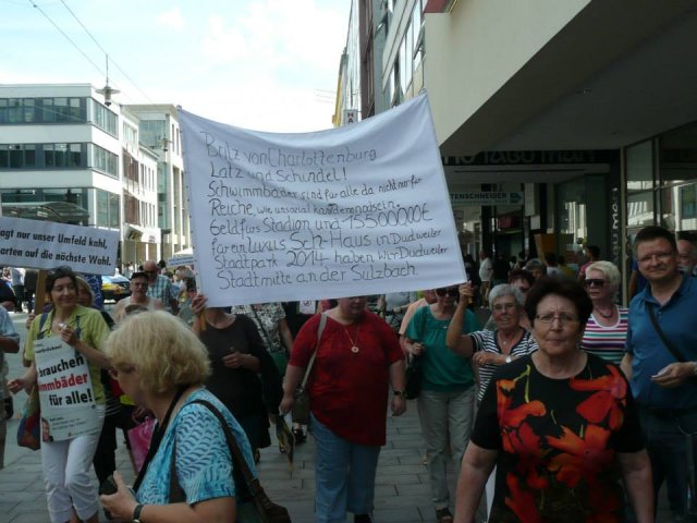 02. Juli 2013 Demo und Stadtratsitzung